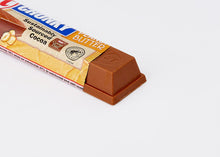 Lade das Bild in den Galerie-Viewer, KITKAT CHUNKY Peanut Butter
